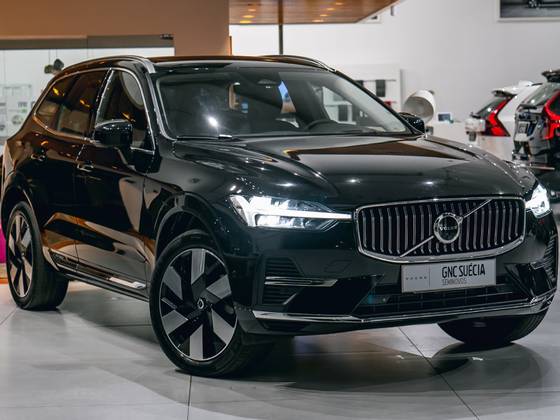 VOLVO XC60 2.0 T8 RECHARGE ULTIMATE AWD GEARTRONIC